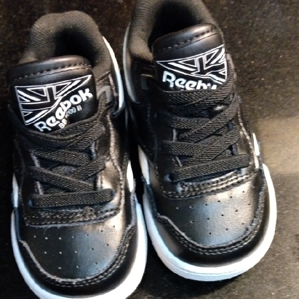 Reebok Black and White Sneakers with shorts To match